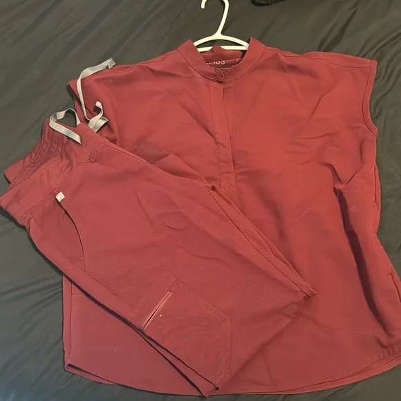 Figs scrub set - Picture 1 of 1